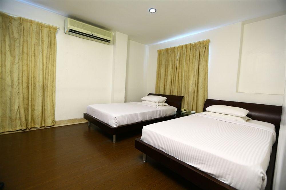 Hotel Oriental Inn Ченнаї Екстер'єр фото
